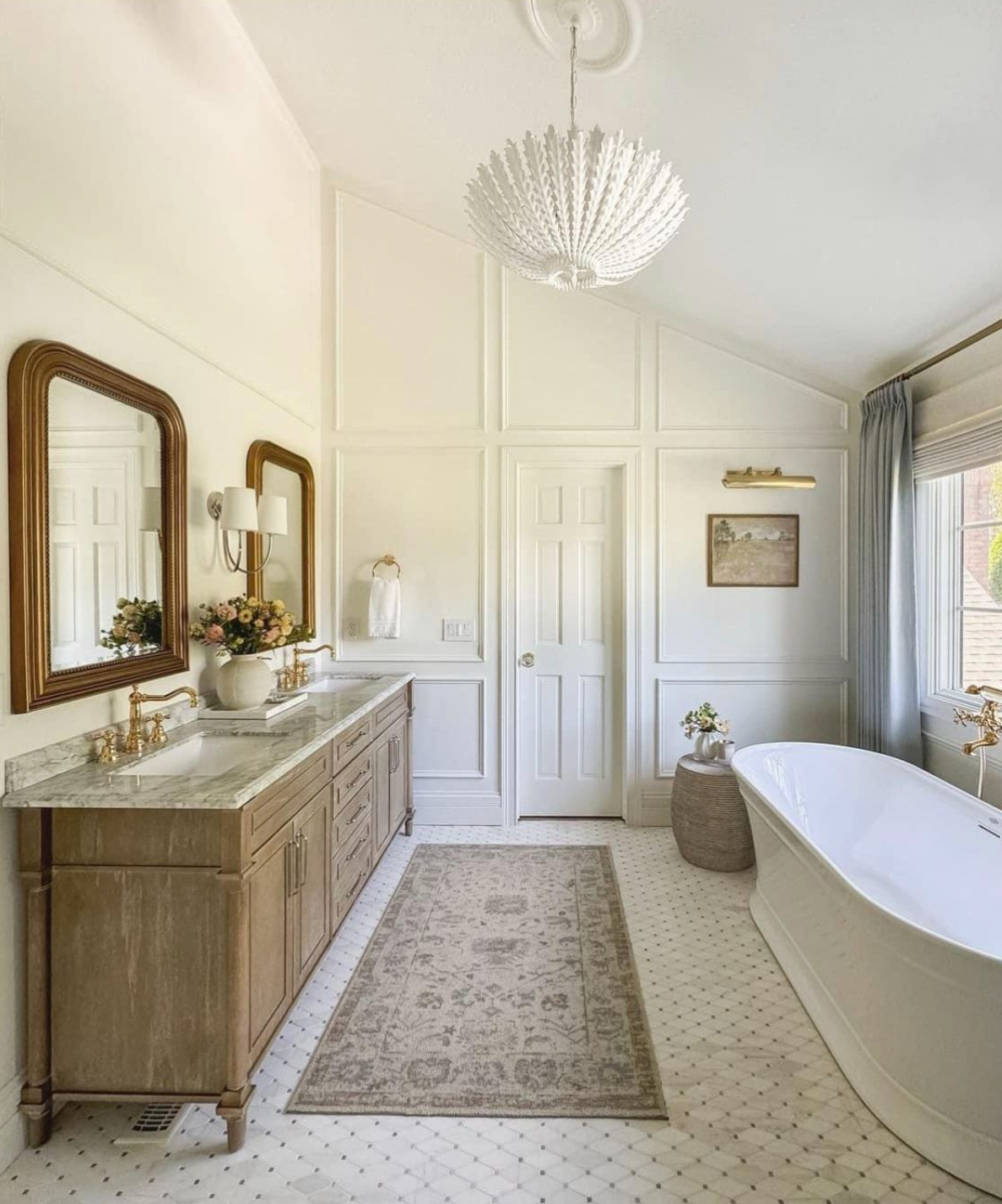 Bathroom inspo with pattern floor from pintrest